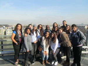 sur la terrasse de l'institut du monde arabe