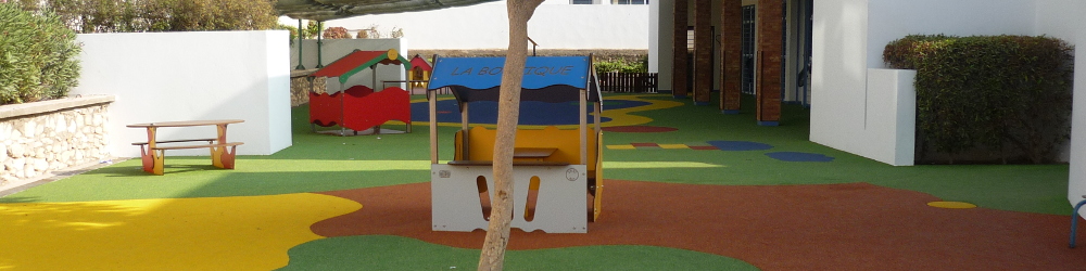 La cour Maternelle